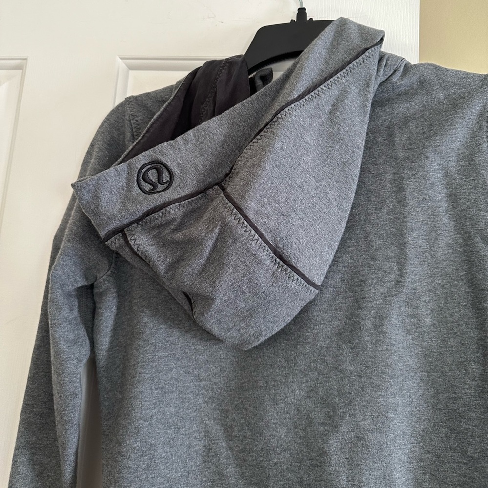 Lululemon jacket - Picture 5 of 5